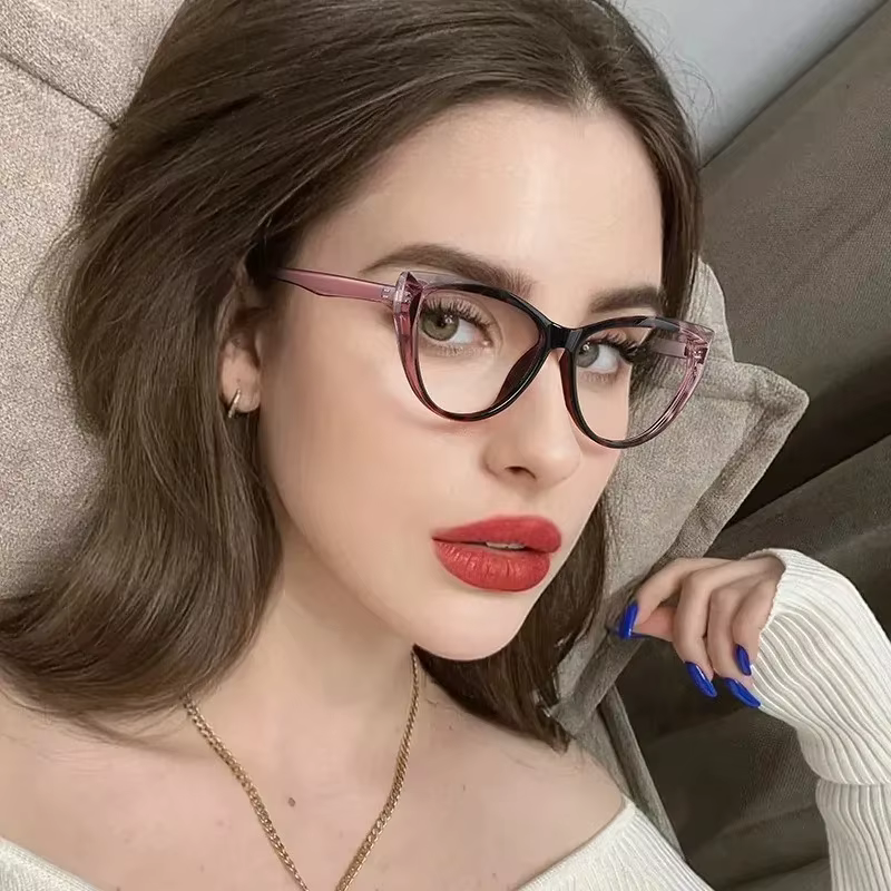 Cat Eye Anti Blue Light Glasses 2025 New Women Fashion Photochromic Lenses Women's Retro Pc Frame Classic Designer Glasses Очки