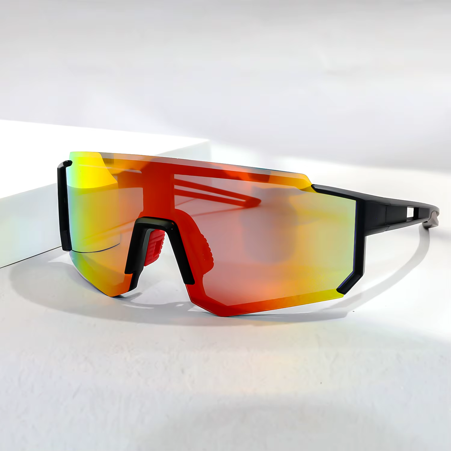 New Fashionable Outdoor Sports Cycling Mountaineering Sunglasses for Men and Women Color Changing Polarized Sunglasses UV400