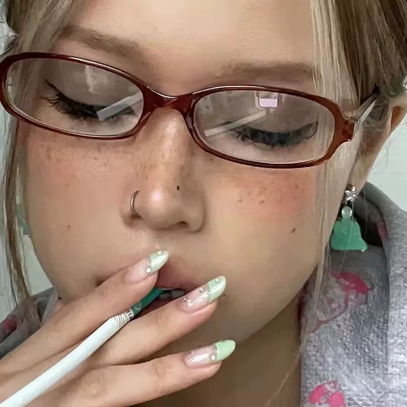 2024 Girls Y2K Red Green Frame Glass Retro Oval Glasses Eyewear Decorative Computer Anti-blue Eyeglasses with Seaside Driving