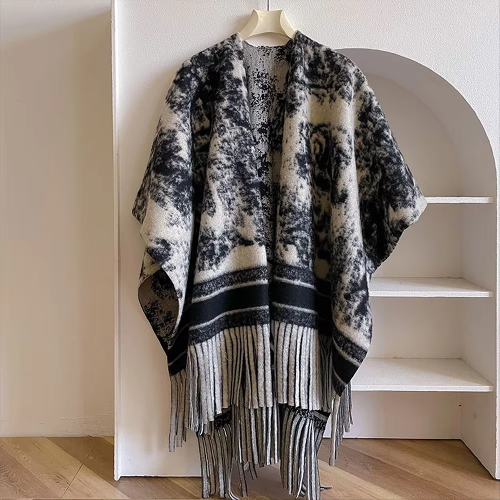 Europe and The United States New Cape Shawl Scarf Spring Autumn Winter Women Hooded Shawl European Girls Travel