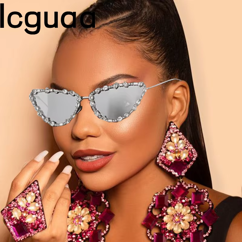 Shiny Cat Eyes Rhinestone Sunglasses Women 2023 Luxury Brand Designer Sun Glasses Eyewear UV400Diamond Gafas De Sol De Mujeres