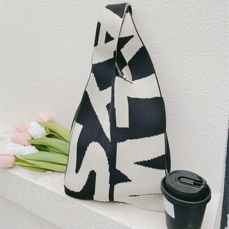 Fashion Black and White Irregular Graphic Knit Tote Bag Large Capacity Retro Chic Handbag Female Woven Shopper Purse Travel Bag