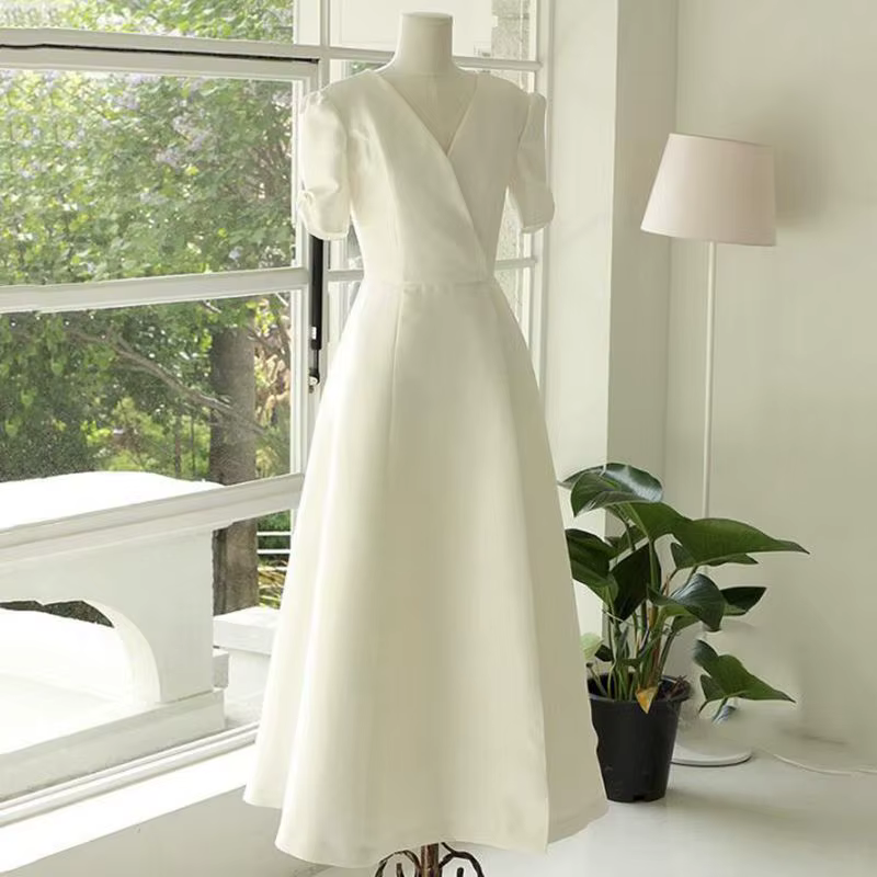 # 9143 2020 Customzieds A-Line French Simple Satin Short Sleeve V-Neck Wedding Dress Bridal Gowns