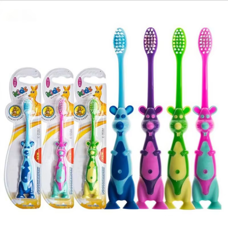 1PC Colors Random Manual Toothbrush Cartoon Animal Shape Soft Kids Children Dental Oral Hygiene Care Tool Beauty Health 3-12T