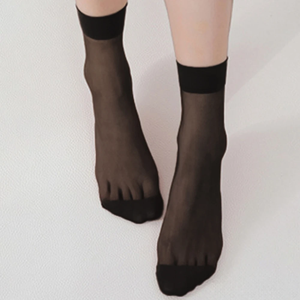 03. Black