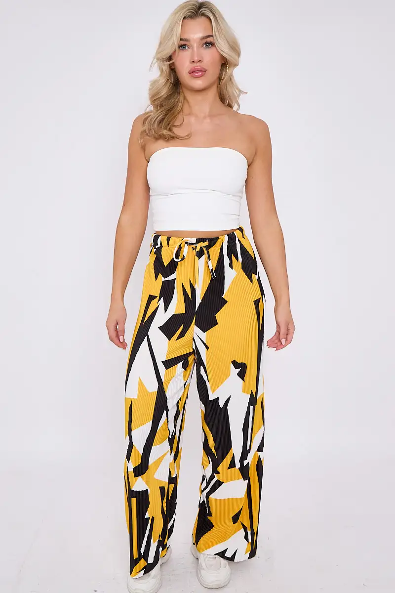 Yellow Black Geo