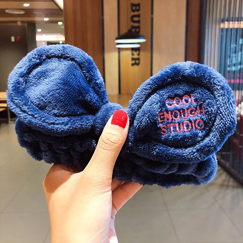 navy blue bow