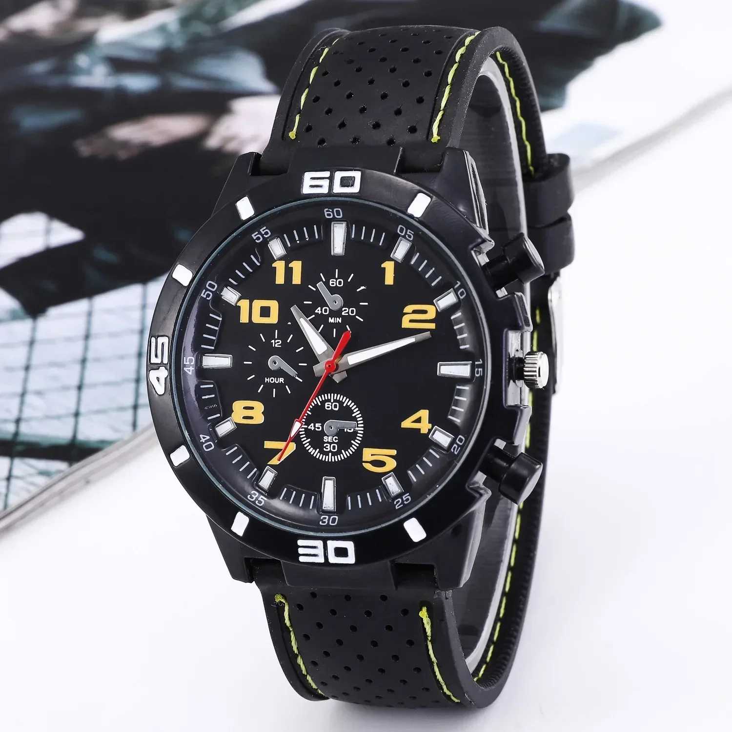 Brand Quartz Men Watches Reloj Hombre Luxury Male Clock Sport Mens Watch Fashion Silicone Strap Student Wristwatches Gift