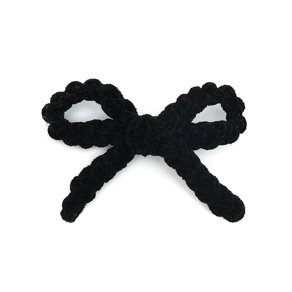 medium clip black