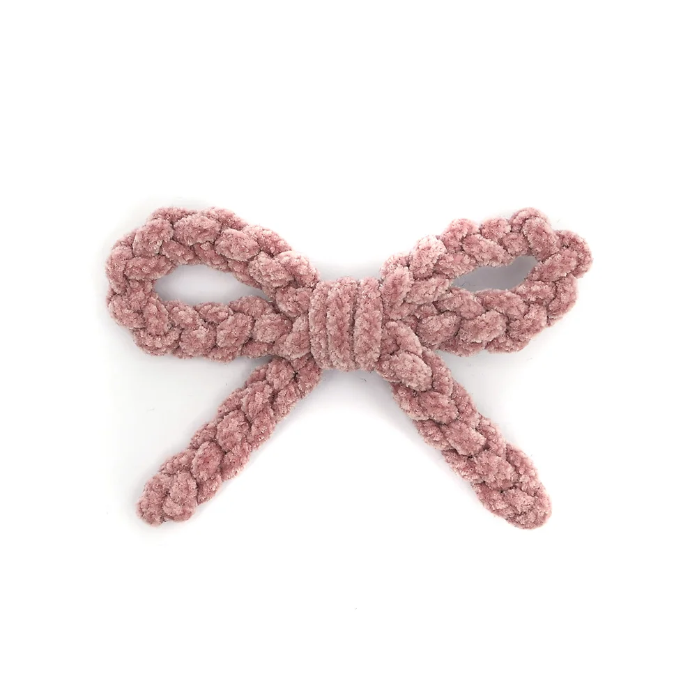 medium clip pink