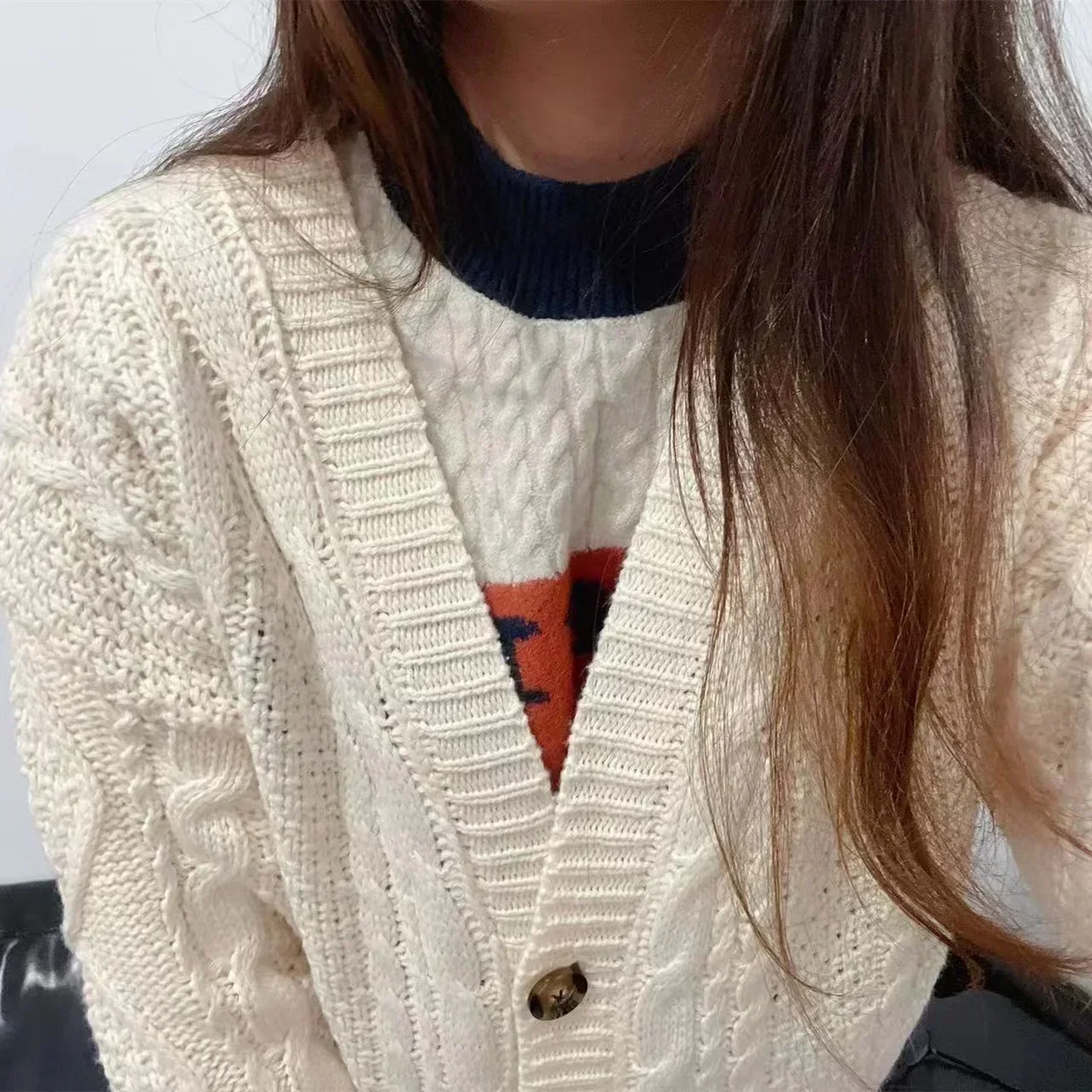 Beige with red star
