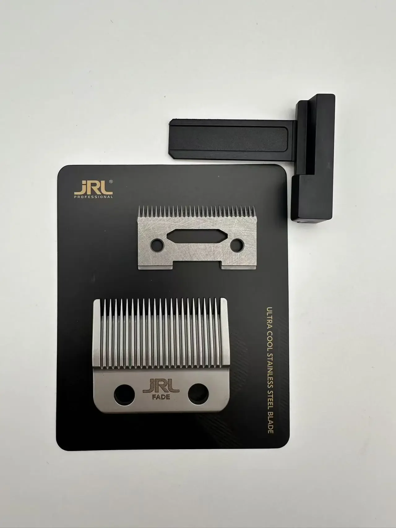 2020C Silver thin