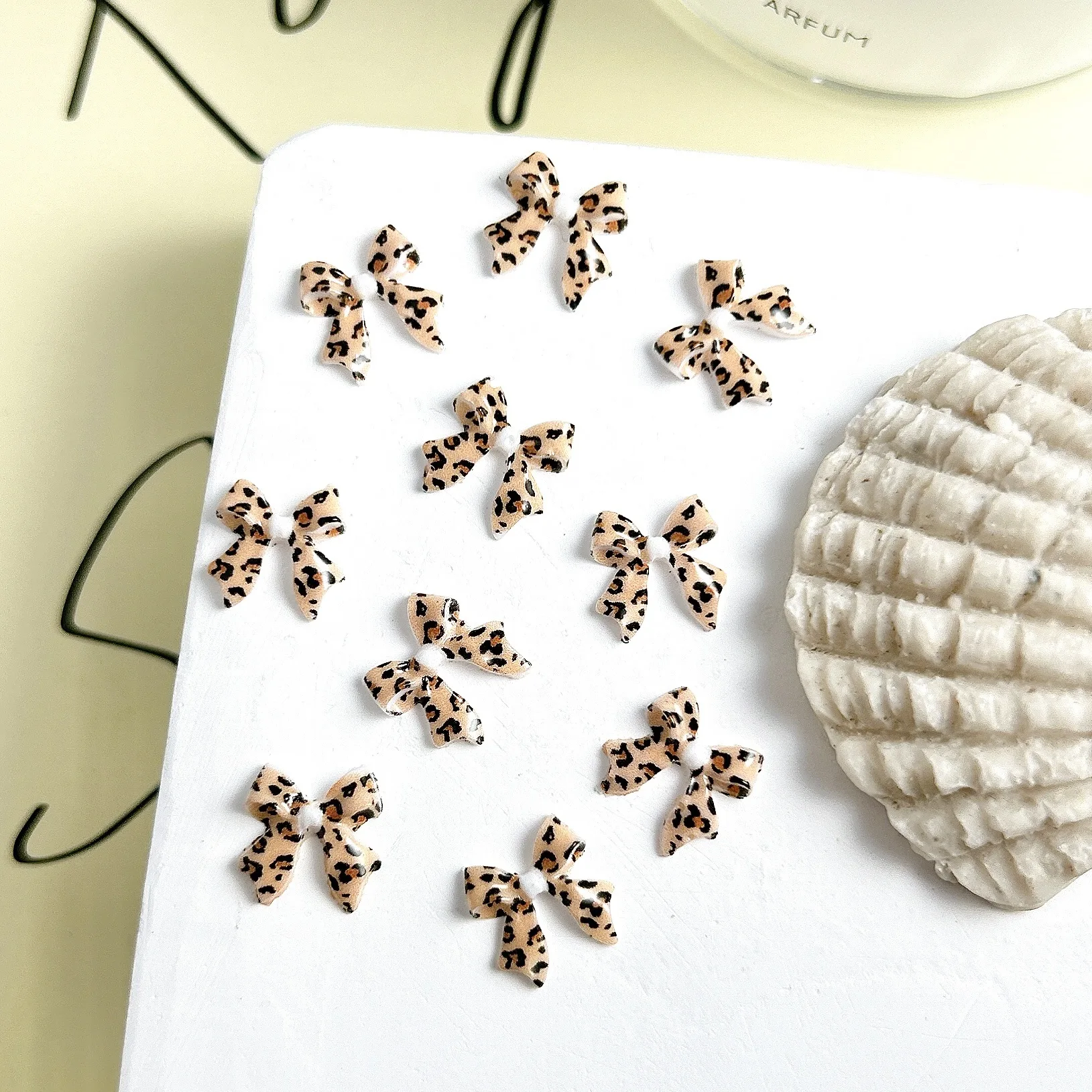 02 Bow 20PCS