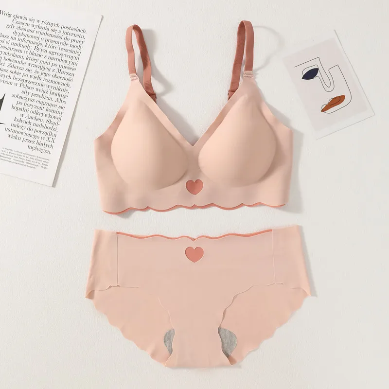 Seamless Bra Set Women Wireless Bras Sexy Lingerie Set Deep V Tops Soft Briefs Women's Comfy Underwear Set Female Intimates