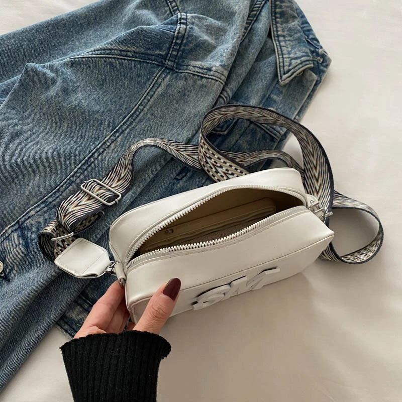 Single Zipper White