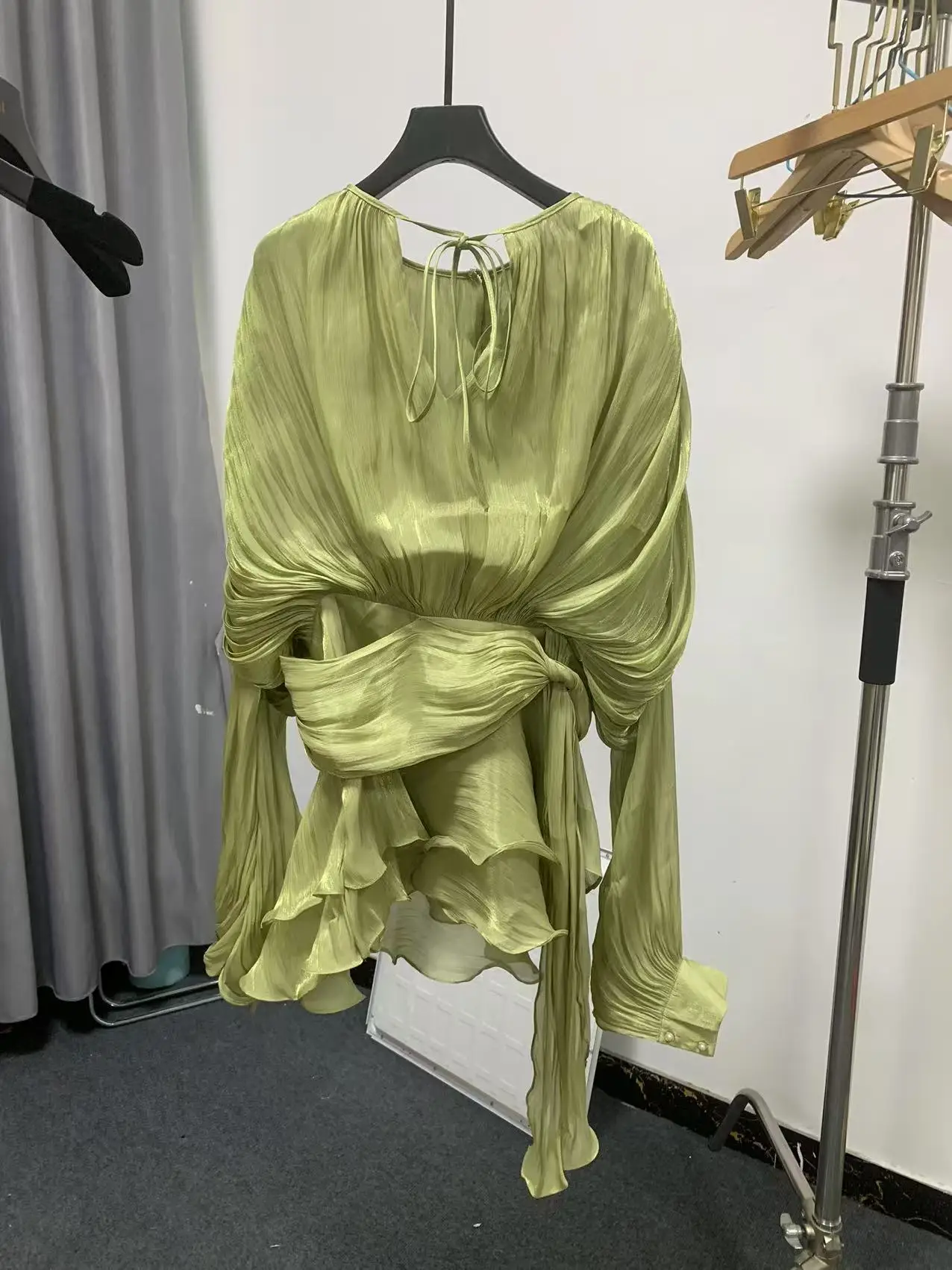 LIGHTGREEN