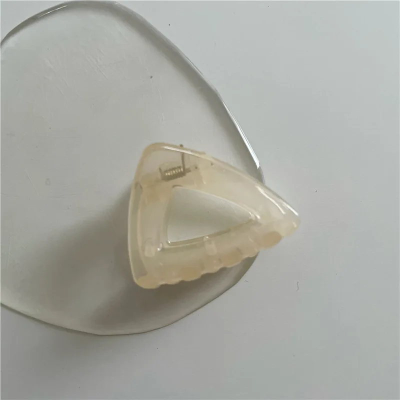 04 Hollow Powder
