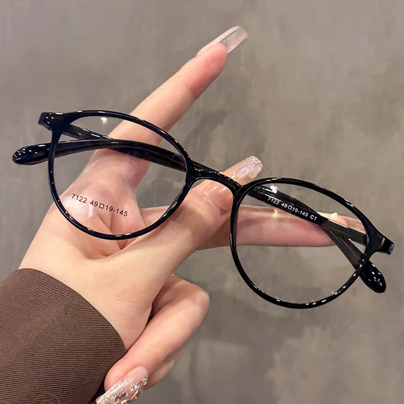 Brihgt Black