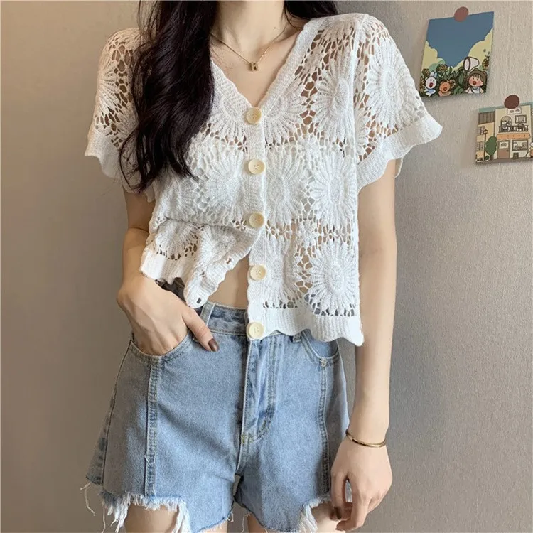 03 _ White