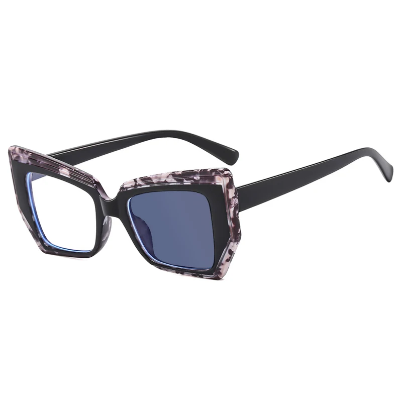 Photochromic Leopard