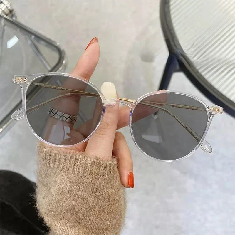 transparent(gray)