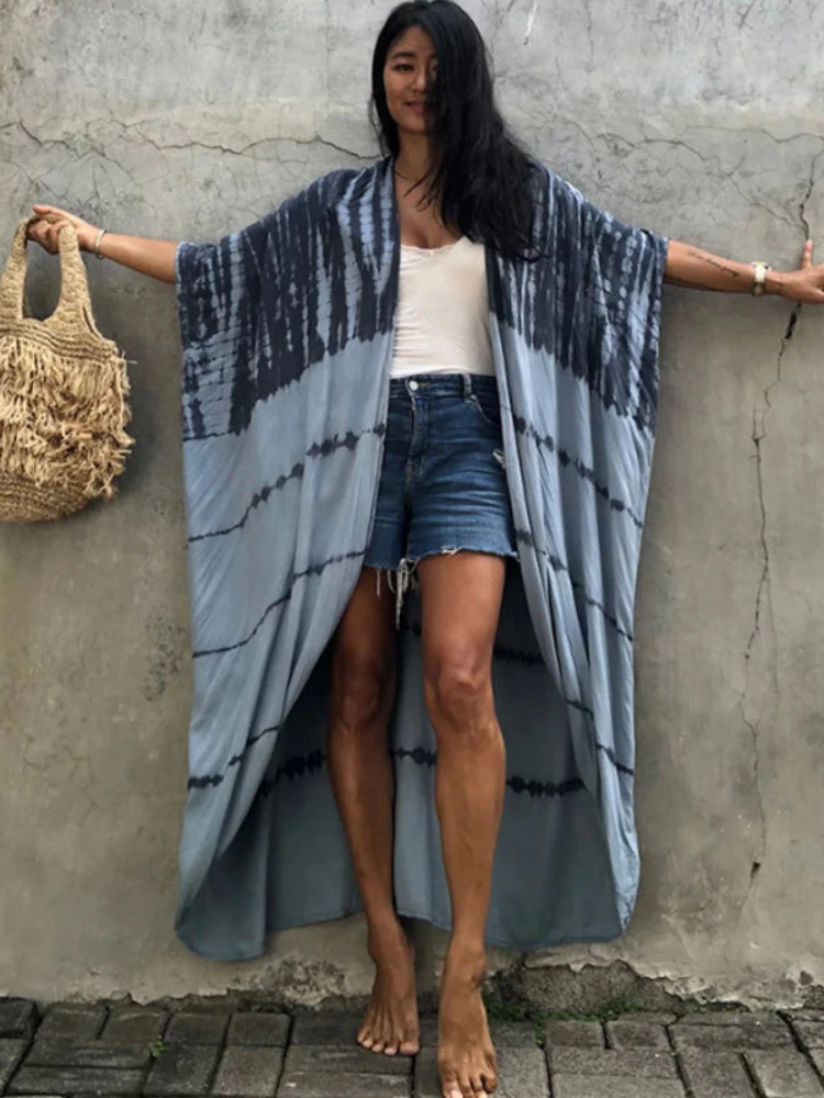 dark blue kimono