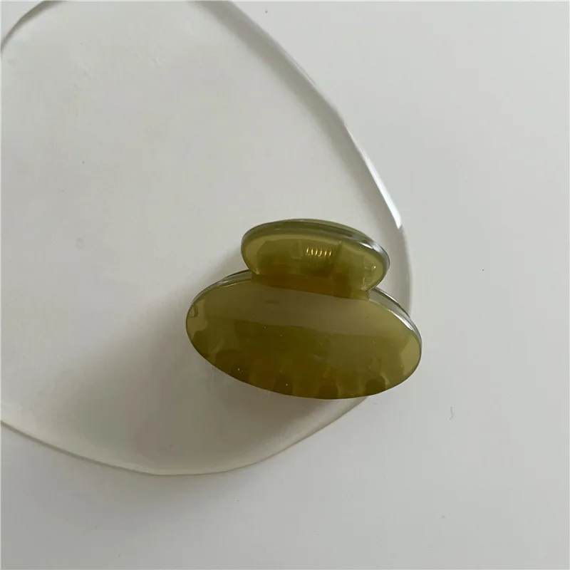 06 Small oval green
