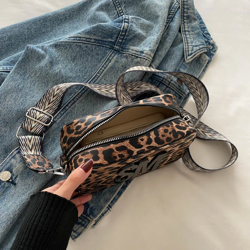Single Zip Leopard