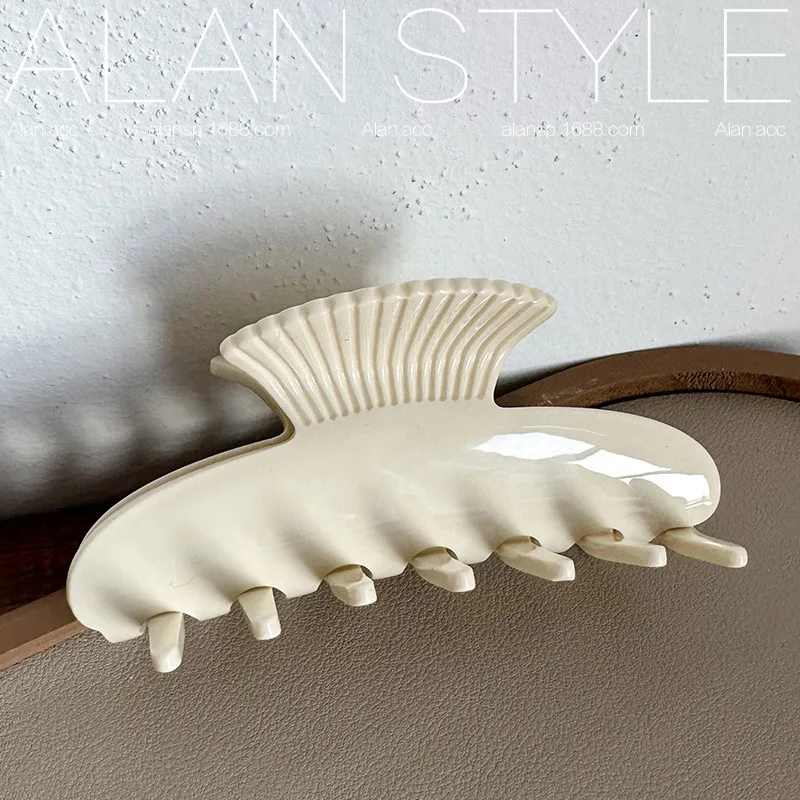 0015 beige