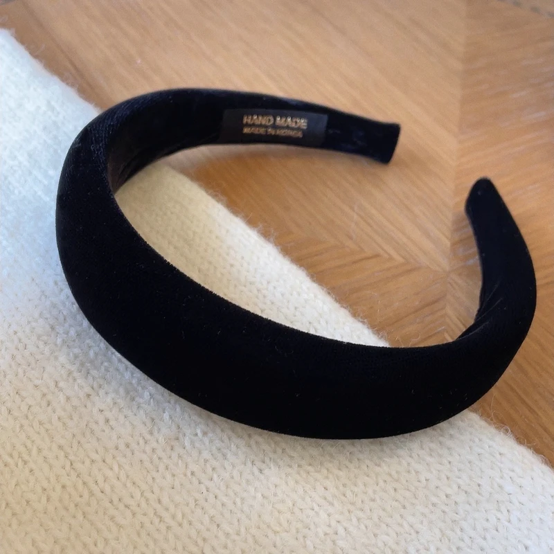 001black