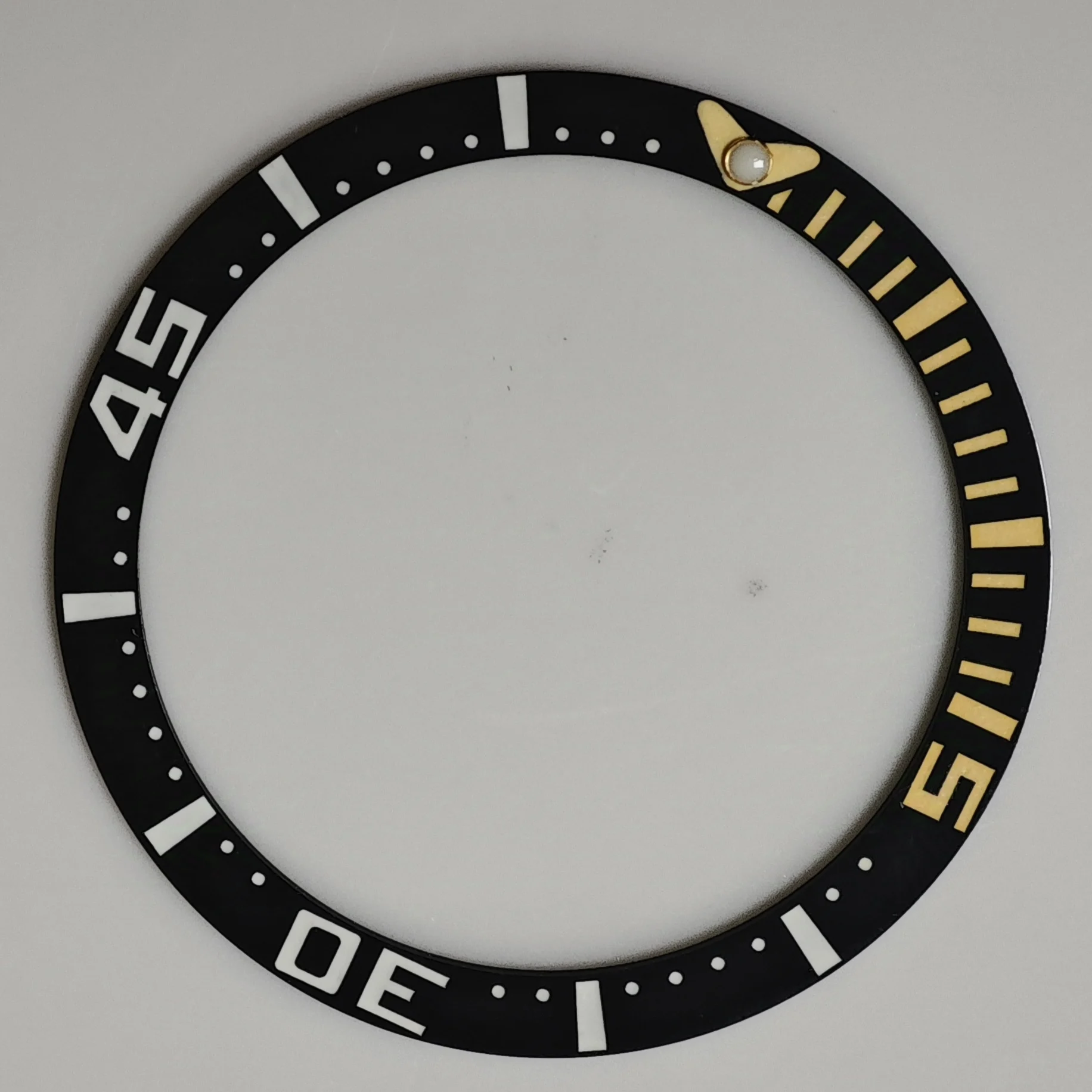 black yellow BEZEL