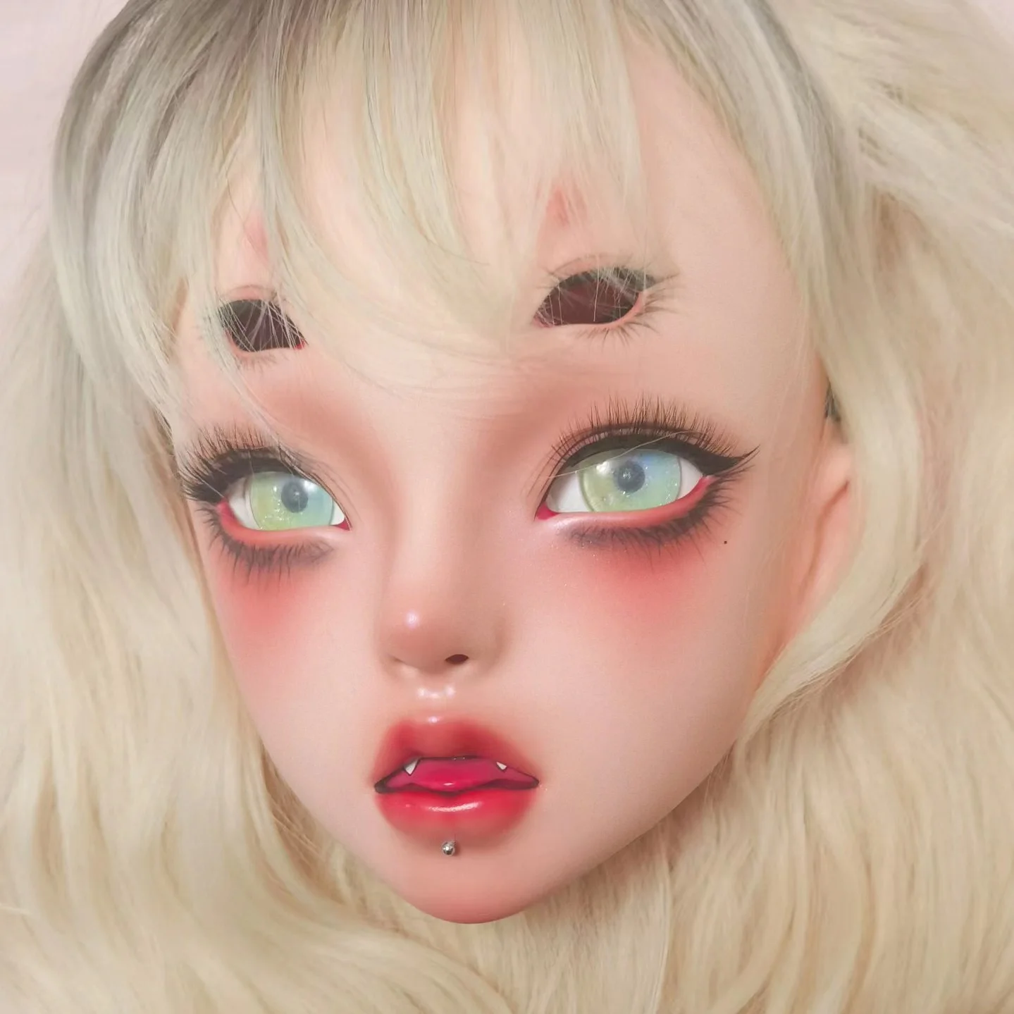 U-a pair eyes