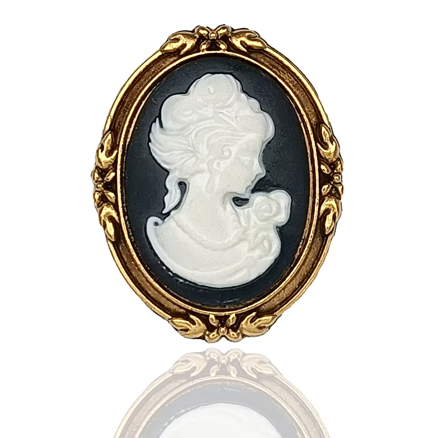 Vintage Silver Plated Retro Suit Brooch Hijab Pin For Women Classic Cameo Broch Shirt Collar Accessories Jewelry AX001