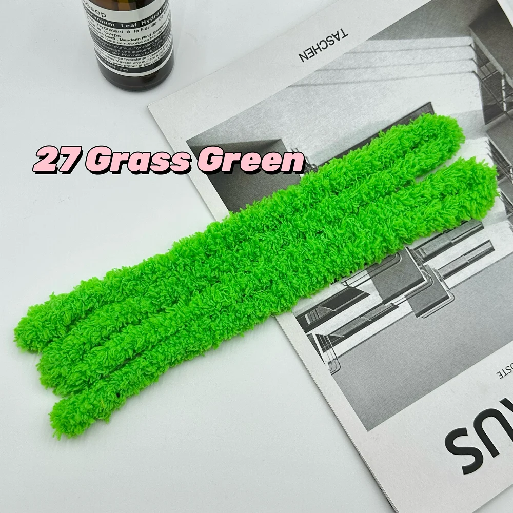 27Grass Green