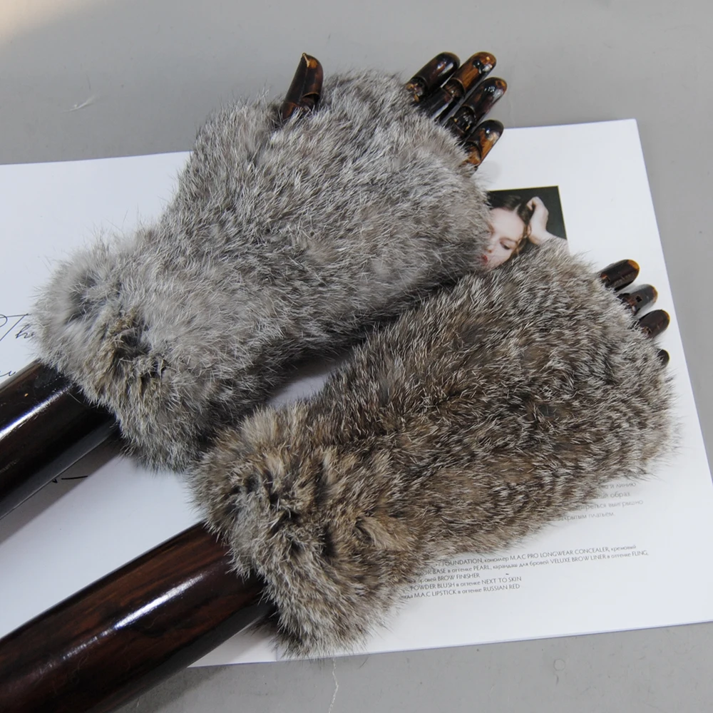 RABBIT FUR GREY