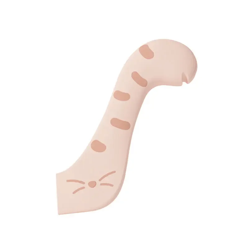 Pink spoon