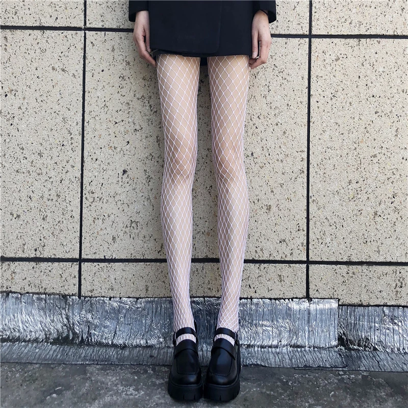 white medium mesh