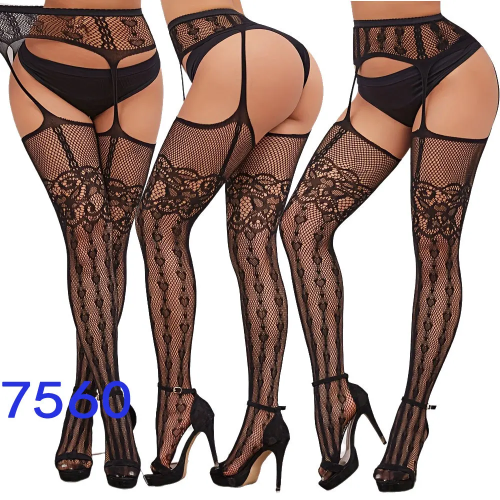 7560-Black