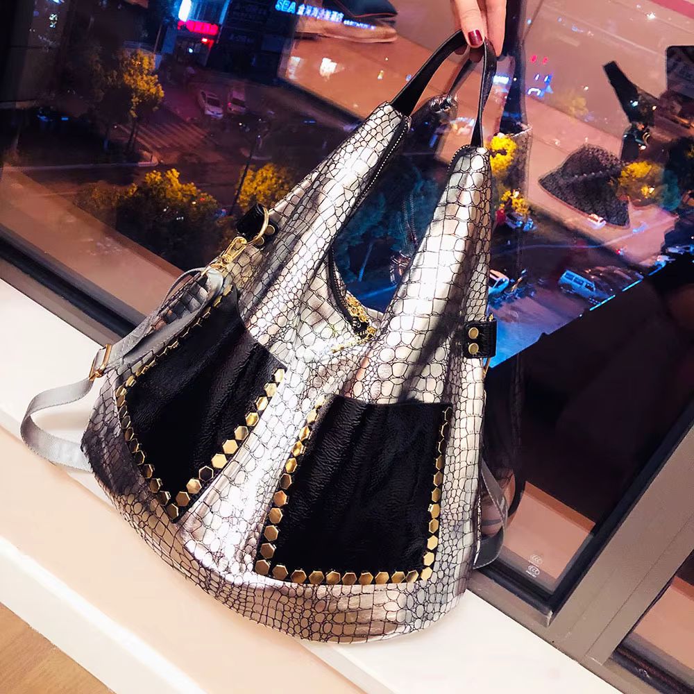 Women Fashion Vegan Leather Big Capacity Handbag 2024 Oversized Alligator Rivet Holographic Work Laptop Silver Hobo Slouchy Bag