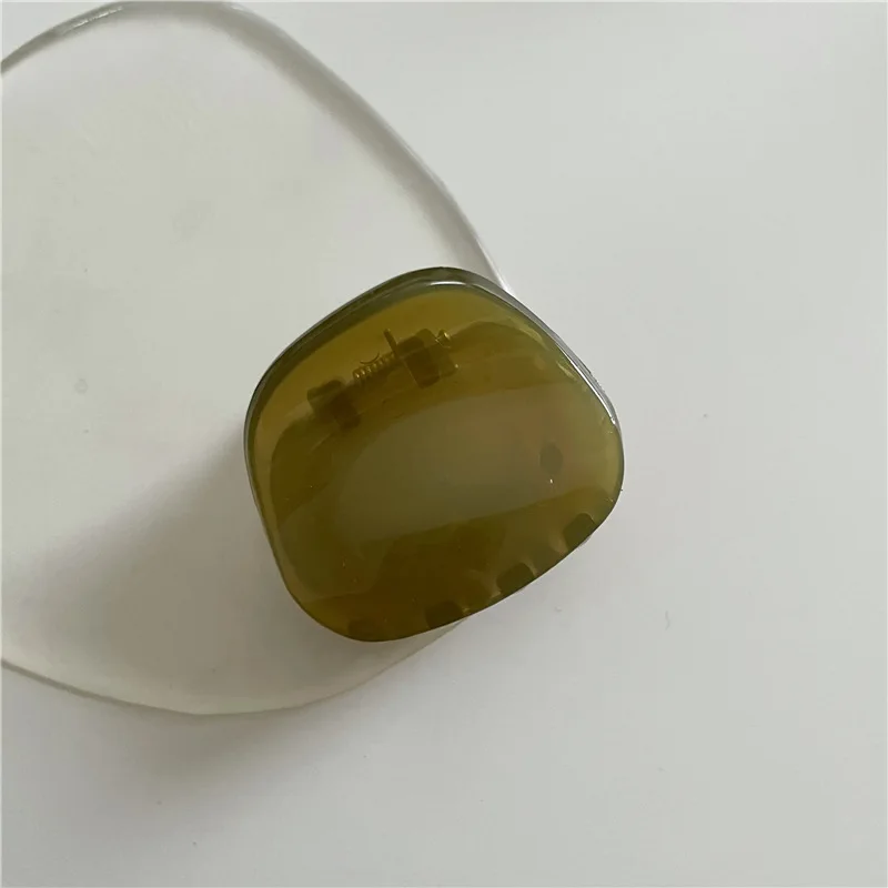 14 large oval green