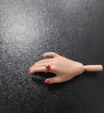 Red  diamond