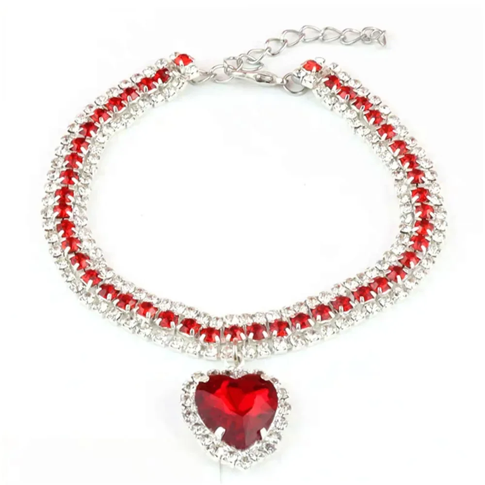 Luxury Diamond Pet Collar Cat Necklace Cute Love Pendant Dog Cat Collar Pet Accessories for Puppies Bling Crystal Kitty Necklace