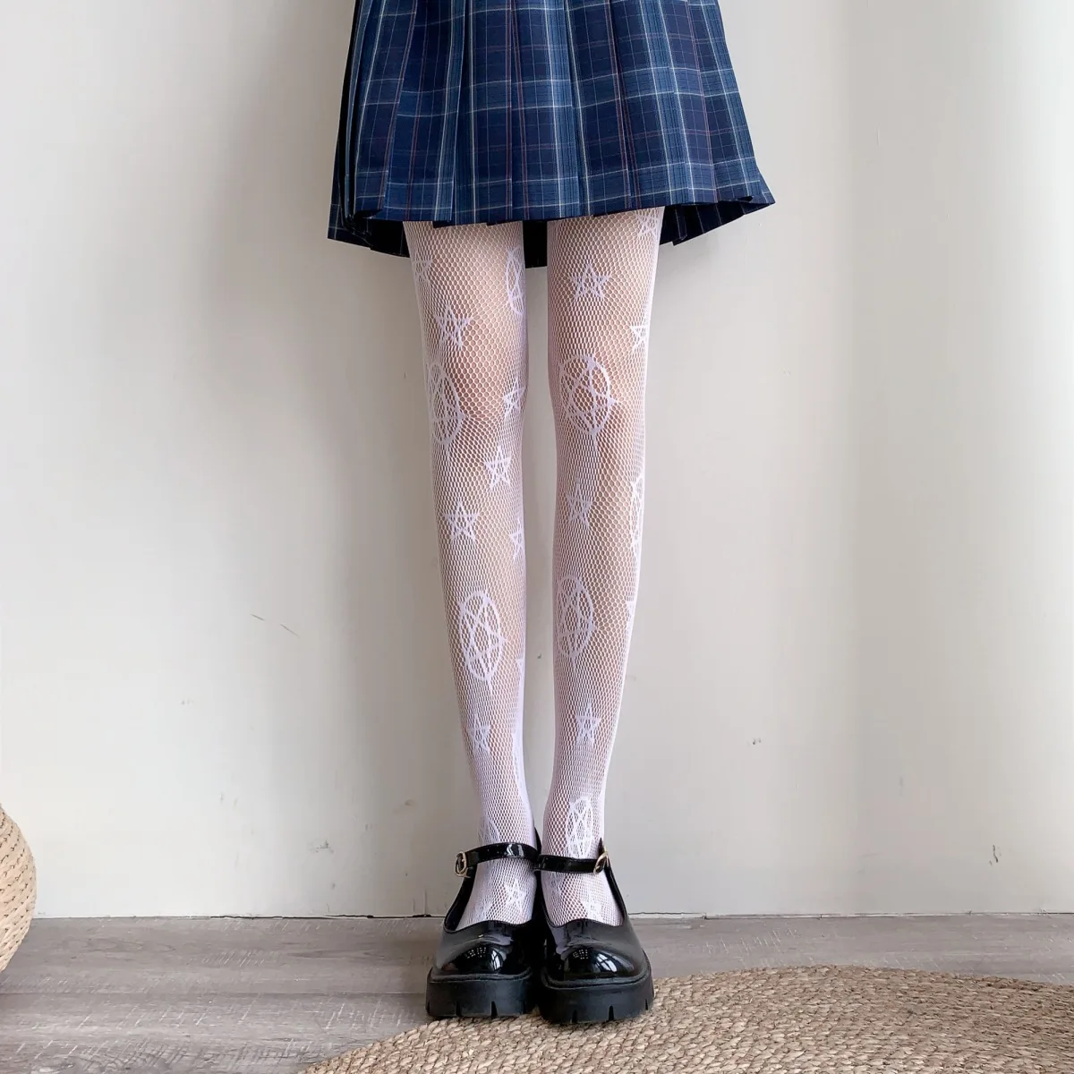 25 Pantyhose