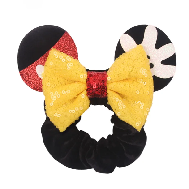 Mickey Glove-11