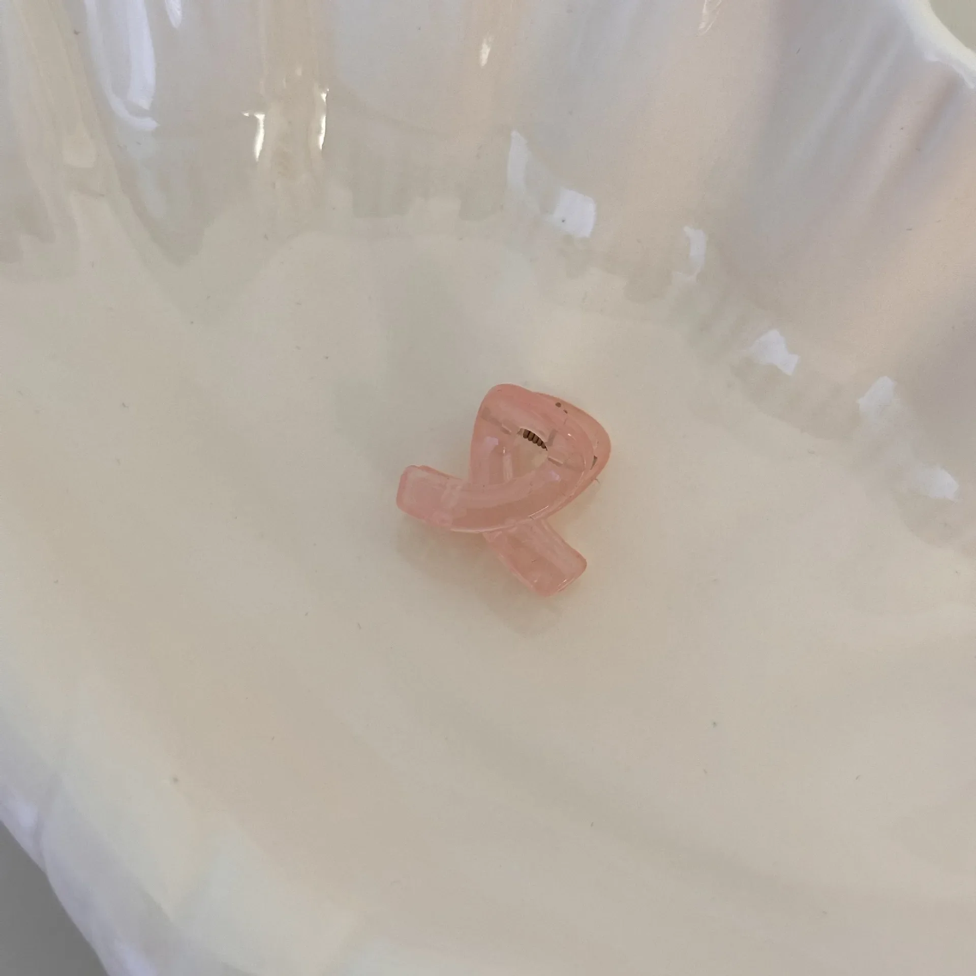 Mini pink grab