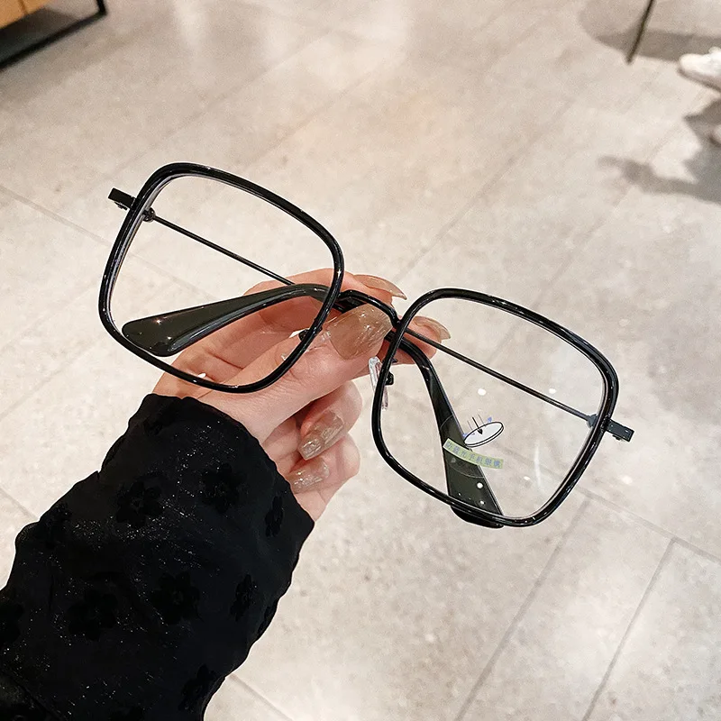 Myopia -200