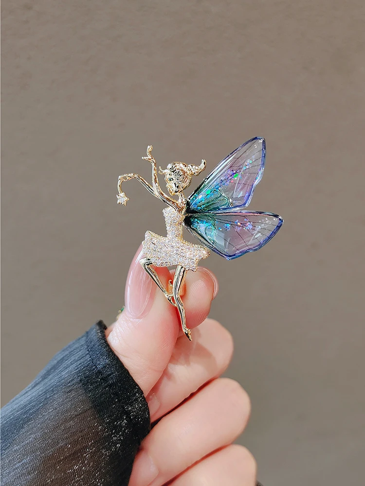 Cartoon Bicycle Brooches For Women Little Girl With Dog Ride Bike Enamel Pin Fashion Casual Clothing Backpack Jewelry Gifts