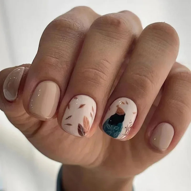 fake-nails-W1461