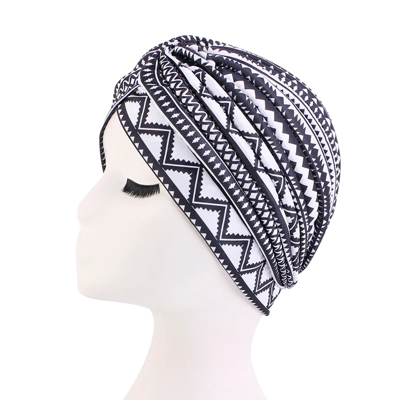 Geo black white